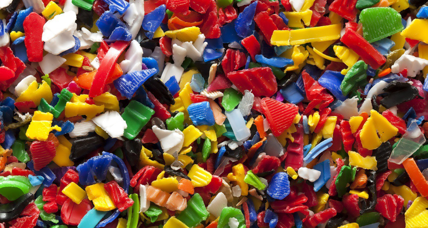 ¿Cómo separar los residuos plásticos de tu empresa? 